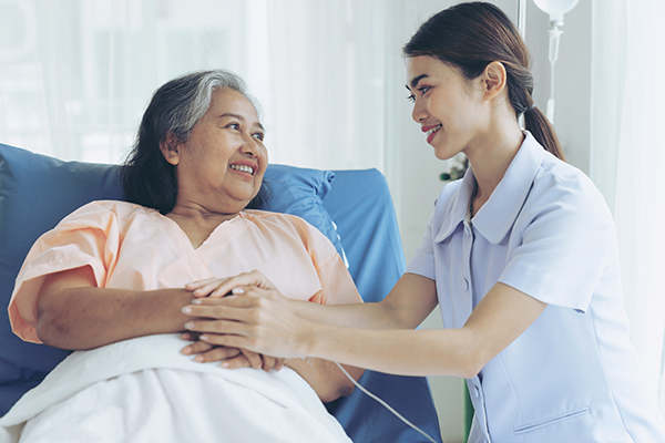 đội ngũ nhân viên chăm sóc bệnh nhân chuyên nghiệp